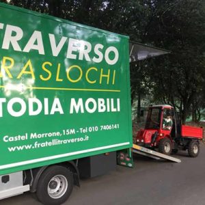 Fratelli Traverso Traslochi può aiutarvi con il vostro trasloco anche in caso di strade molto strette.